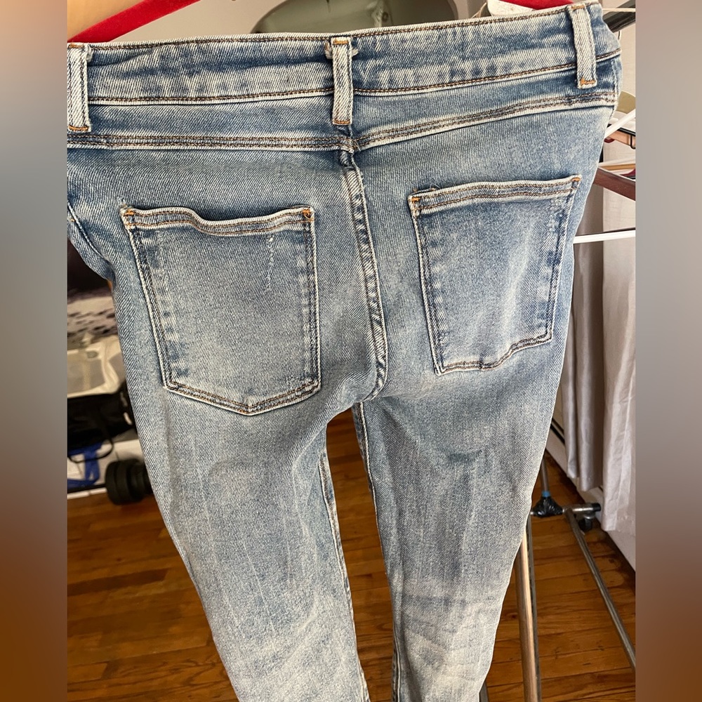 Jeans - Picture 8 of 8